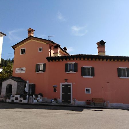 Casa Del Capitello Apartment คาปริโน เวโรเนเซ ภายนอก รูปภาพ